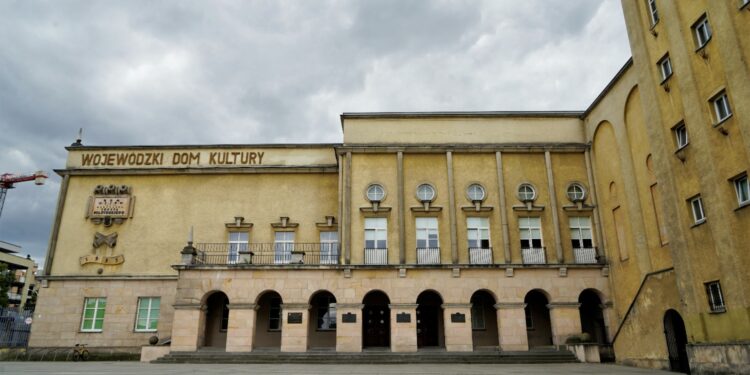 Kielce. Wojewódzki Dom Kultury / Patryk Cudzik / Radio Kielce