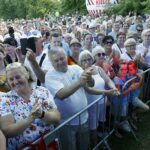 Tokarnia. „Jawor u źródeł kultury” - koncert zespołu Golec uOrkiestra (20.06.2021) / Jarosław Kubalski / Radio Kielce
