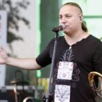 Tokarnia. „Jawor u źródeł kultury” - koncert zespołu Golec uOrkiestra (20.06.2021) / Jarosław Kubalski / Radio Kielce