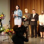 13.06.2021. Kielce. Jubileusz Teatru Lalki i Aktora „Kubuś”. Na zdjęciu (od lewej): Magdalena Kusztal - dyrektor Departamentu Kultury i Dziedzictwa Narodowego w Urzędzie Marszałkowskiego Województwa Świętokrzyskiego w Kielcach, Anna Pęczalska - córka aktorki Katarzyny Orzeszek-Pęczalskiej, Ryszard Barański - aktor, Andrzej Witecki - aktor, Jolanta Kusztal - aktorka, Anna Biernacka - aktorka / Wiktor Taszlow / Radio Kielce