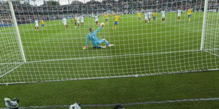 16.06.2017 Kielce. Euro U21. Mecz Szwecja - Anglia / Włodzimierz Batóg / Radio Kielce