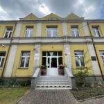 30.06.2021. Ćmielów. Uroczyste otwarcie Klubu Seniora i Dziennego Domu Opieki / Emilia Sitarska / Radio Kielce