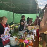 27.06.2021. Modliborzyce. Dzień otwarty na polu jagody kamczackiej / Emilia Sitarska / Radio Kielce