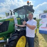 16.06.2021. Orłowiny. Na zdjęciu: Radosław Gumiński - zwycięzca loterii Grupy Azoty "Dbamy o polską ziemię" / Emilia Sitarska / Radio Kielce