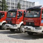 17.06.2021. Kielce. Przygotowania do uroczystości przekazania pojazdów dla PSP i OSP / Sebastian Kalwat / Radio Kielce