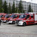 17.06.2021. Kielce. Przygotowania do uroczystości przekazania pojazdów dla PSP i OSP / Sebastian Kalwat / Radio Kielce