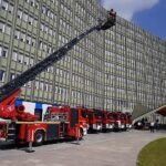 17.06.2021. Kielce. Przygotowania do uroczystości przekazania pojazdów dla PSP i OSP / Sebastian Kalwat / Radio Kielce