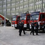 17.06.2021. Kielce. Przygotowania do uroczystości przekazania pojazdów dla PSP i OSP / Sebastian Kalwat / Radio Kielce