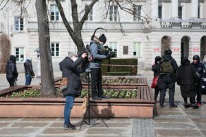 07.04.2021. Kielce. Zdjęcia do spektaklu teatru telewizji zatytułowanego „Zakładnicy” / Wiktor Taszłow / Radio Kielce