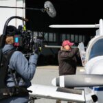 09.04.2021. Masłów. Zdjęcia do spektaklu Telewizji Polskiej „Zakładnicy” / Wiktor Taszłow / Radio Kielce