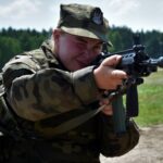 14.07.2021. Nowa Dęba. Szkolenie żołnierzy OT na poligonie / ppor. Daniel Woś / ŚBOT