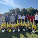 28.07.2021. Tarłów. Dofinansowanie z programu „Sportowa Polska” na budowę boiska przy Szkole Podstawowej w Tarłowie / Emilia Sitarska / Radio Kielce