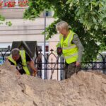 13.07.2021. Końskie. Skarby przy kościele / Magdalena Galas-Klusek / Radio Kielce