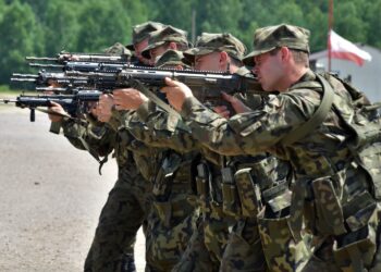 14.07.2021. Nowa Dęba. Szkolenie żołnierzy OT na poligonie / ppor. Daniel Woś / ŚBOT