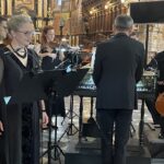 17.07.2021. Sandomierz. Festiwal Muzyki klasycznej "Ucho Igielne". Koncert Polskiej Opery Królewskiej z Zespołem Muzyki Dawnej oraz wybitną sopranistką Anną Radziejewską. Na zdjęciu (pierwsza z lewej): sopranistka Anna Radziejewska  / Grażyna Szlęzak-Wójcik / Radio Kielce