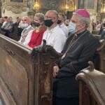 17.07.2021. Sandomierz. Festiwal Muzyki klasycznej "Ucho Igielne". Koncert Polskiej Opery Królewskiej z Zespołem Muzyki Dawnej oraz wybitną sopranistką Anną Radziejewską. Na zdjęciu (od prawej): Krzysztof Nitkiewicz - biskup sandomierski, Piotr Wawrzyk - wiceminister spraw zagranicznych / Grażyna Szlęzak-Wójcik / Radio Kielce