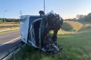 30.07.2021. Suchedniów. Wypadek na trasie S7 / policja