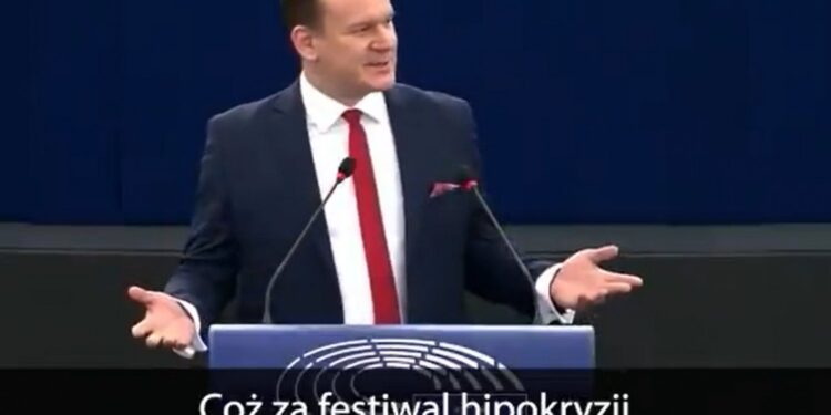 Na zdjęciu: Dominik Tarczyński - europoseł PiS / screen