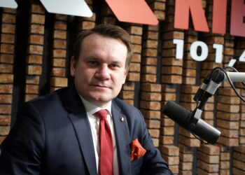 Na zdjęciu: Dominik Tarczyński - europoseł PiS / Radio Kielce