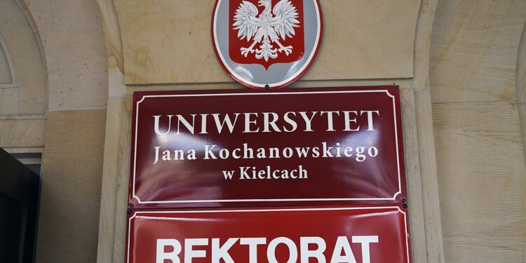 Kielce. Uniwersytet Jana Kochanowskiego / Radio Kielce