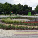 26.07.2021. Kielce. Budowa mini ogrodu sensorycznego w Parku imienia Adolfa Dygasińskiego / Anita Banaś / Radio Kielce