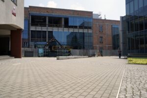 08.07.2021. Kielce. Nowy budynek Wydziału Prawa i Nauk Społecznych Uniwersytetu Jana Kochanowskiego / Anna Kwapisz / Radio Kielce