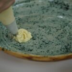 15.07.2021. Letnia kuchnia Radia Kielce. Mięsny czwartek przygotował Konrad Stokowiec - szef restauracji Willi Hueta / Anna Kwapisz / Radio Kielce