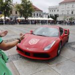 03.07.2021. Kielce. 17. Gran Turismo Polonia. Superauta na kieleckim rynku / Jarosław Kubalski / Radio Kielce
