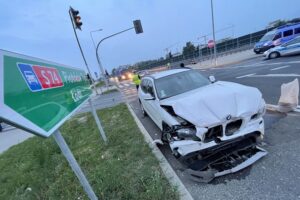 14.07.2021. Kielce. Wypadek na skrzyżowaniu alei Solidarności i ulicy Świętokrzyskiej / Wiktor Taszłow / Radio Kielce