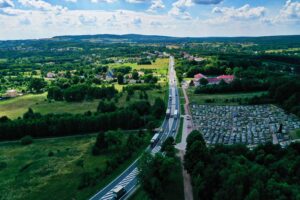 28.06.2021. Trasa S74 pomiędzy Kielcami i Mniowem / Jarosław Kubalski / Radio Kielce