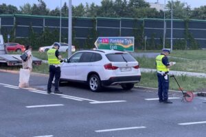 14.07.2021. Kielce. Wypadek na skrzyżowaniu alei Solidarności i ulicy Świętokrzyskiej / Wiktor Taszłow / Radio Kielce