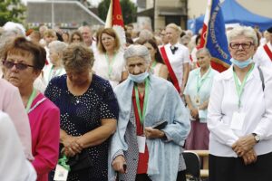 17.07.2021. Daleszyce. Uroczystość koronacji obrazu Matki Bożej Daleszyckiej / Jarosław Kubalski / Radio Kielce