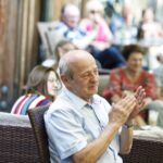 07.07.2021. Busko-Zdrój. Kawiarenka Festiwalowa / Jarosław Kubalski / Radio Kielce