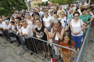 17.07.2021. Daleszyce. Uroczystość koronacji obrazu Matki Bożej Daleszyckiej / Jarosław Kubalski / Radio Kielce