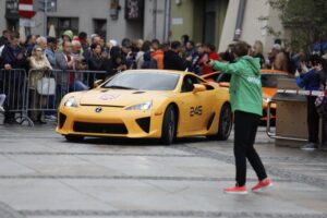 03.07.2021. Kielce. 17. Gran Turismo Polonia. Superauta na kieleckim rynku / Jarosław Kubalski / Radio Kielce