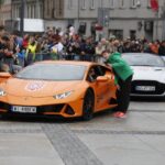 03.07.2021. Kielce. 17. Gran Turismo Polonia. Superauta na kieleckim rynku / Jarosław Kubalski / Radio Kielce