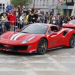 03.07.2021. Kielce. 17. Gran Turismo Polonia. Superauta na kieleckim rynku / Jarosław Kubalski / Radio Kielce