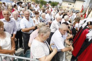 17.07.2021. Daleszyce. Uroczystość koronacji obrazu Matki Bożej Daleszyckiej / Jarosław Kubalski / Radio Kielce