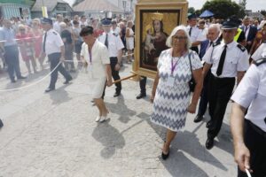 17.07.2021. Daleszyce. Uroczystość koronacji obrazu Matki Bożej Daleszyckiej / Jarosław Kubalski / Radio Kielce