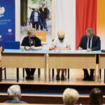 14.07.2021. Kielce. Przekazanie dofinansowania z Rządowego Programu Wieloletniego "Senior+". Na zdjęciu (od lewej): Bożena Ciepluch - skarbnik miasta Jędrzejów, Renata Kiwiorska - sekretarz gminy Jędrzejów, Zbigniew Koniusz - wojewoda świętokrzyski / Wiktor Taszłow / Radio Kielce