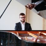 24.07.2021. Kielce. Pałac Biskupów Krakowskich. Koncert "Chopinowskie Inspiracje". Na zdjęciu: Nicolas Bourdoncle - pianista / Wiktor Taszłow / Radio Kielce