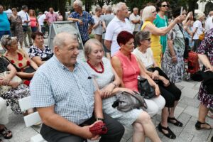 25.07.2021. Busko-Zdrój. Drugi dzień przesłuchań uczestników finałowego konkursu 45. Buskich Spotkań z Folklorem / Wiktor Taszłow / Radio Kielce