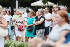 25.07.2021. Busko-Zdrój. Drugi dzień przesłuchań uczestników finałowego konkursu 45. Buskich Spotkań z Folklorem / Wiktor Taszłow / Radio Kielce