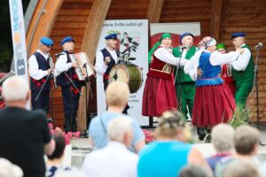 25.07.2021. Busko-Zdrój. Drugi dzień przesłuchań uczestników finałowego konkursu 45. Buskich Spotkań z Folklorem / Wiktor Taszłow / Radio Kielce