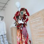 26.07.2021. Kielce. Wystawa "Rad duet. Zza firanki" w Ambasadzie Dizajnu / Wiktor Taszłow / Radio Kielce