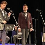 03.07.2021. Busko-Zdrój. 27 Międzynarodowy Festiwal im. Krystyny Jamroz w Busku Zdroju. Koncert „Buscy artyści Bogusławowi Kaczyńskiemu”. Na zdjęciu: tenorzy Witold Matulka i Jakub Oczkowicz / Dorota Klusek / Radio Kielce