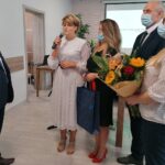 01.07..2021. Tuczępy. Zaprzysiężenie Jacka Wilka. Na zdjęciu (od lewej): Jacek Wilk - wójt Tuczęp, Klaudia Pałka - przewodnicząca rady gminy / Marta Gajda / Radio Kielce