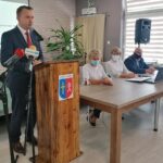 01.07..2021. Tuczępy. Zaprzysiężenie Jacka Wilka. Przemawia Michał Cieślak - minister / Marta Gajda / Radio Kielce