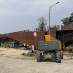 14.07.2021. Busko-Zdrój. Budowa kładki pieszo-rowerowej nad ulicą Starkiewicza oraz przebudowa ulicy Rokosza / Marta Gajda / Radio Kielce