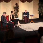 30.07.2021. Kielce. Czytanie perfomatywne sztuki pt. „Cudowna terapia”. Na zdjęciu (od lewej): Grzegorz Kwas, Anna Iwasiuta i Mirosław Bieliński / Wiktor Taszłow / Radio Kielce